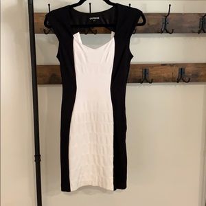 Ultra slimming bodycon dress!